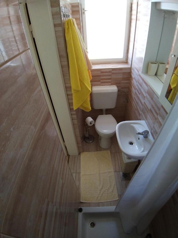Balen Guest House Rab Town Exterior photo