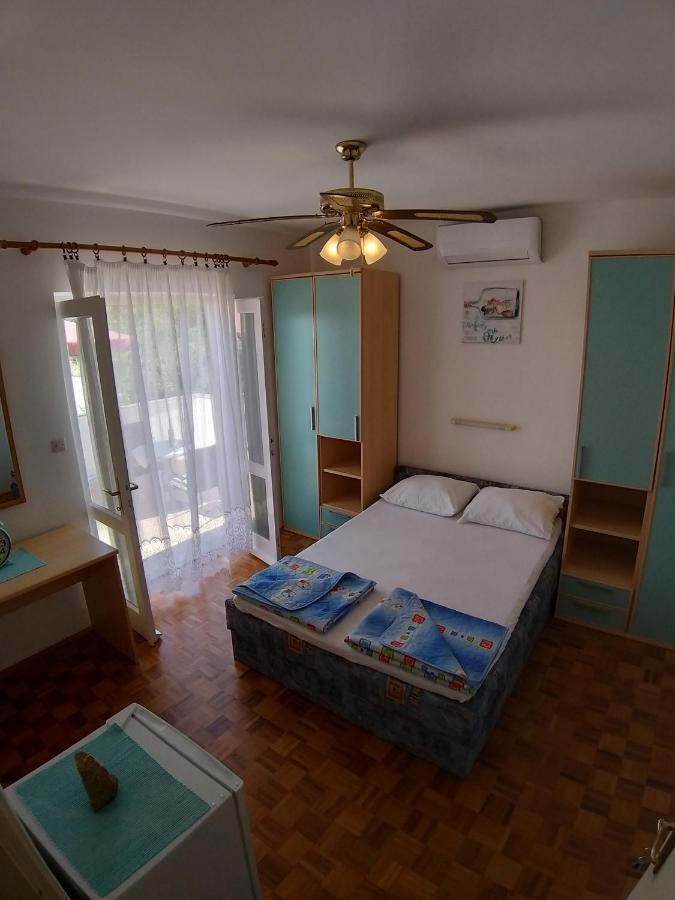 Balen Guest House Rab Town Exterior photo