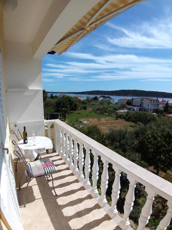 Balen Guest House Rab Town Exterior photo